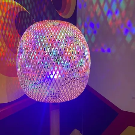 - Abella Box, Location Adulte Otel *