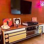 - Abella Box, Location Adulte Otel *