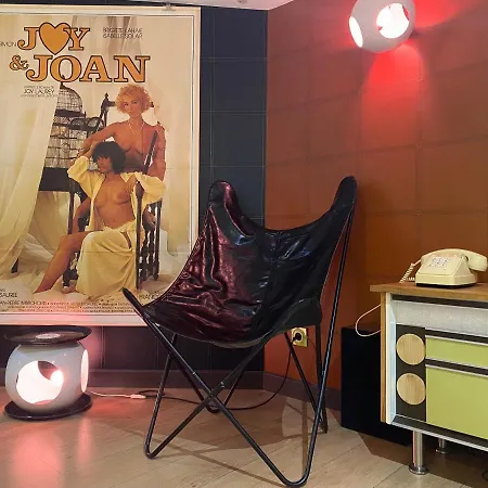 Ξενοδοχείο - Abella Box, Location Adulte *